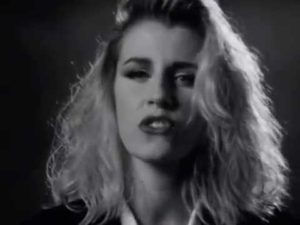 Bananarama : Trick Of The Night (UK Version) (PWL Remix) (Video).