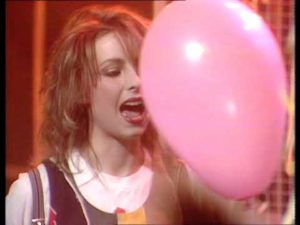 Bananarama- Na Na Hey Hey Kiss Him Goodbye (Top Of The Pops)